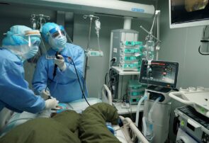 لزوم استفاده از ماسک در مراکز شلوغ/ کاهش شیوع بیماری با دزهای سوم و چهارم لزوم استفاده از ماسک در مراکز شلوغ/ کاهش شیوع بیماری با دزهای سوم و چهارم