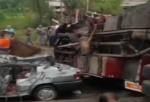 واژگونی مرگبار کامیون در جاده امام زاده هاشم رشت