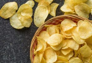 چیپس هم قیمت گوشت شد/ یک کیلو چیپس؛ ۱۸۶ هزار تومان!