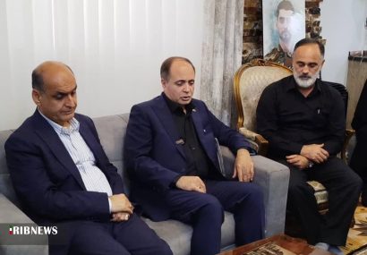 دیدار وزیر جهاد کشاورزی با خانواده شهید محراب بشارتی در بندرانزلی