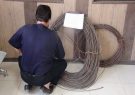 زمین گیر شدن سارق کابل برق در صومعه سرا