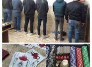 انهدام دو باند بزرگ قمار در لاهیجان | ۴۶ نفر دستگیر و به مرجع قضایی معرفی شدند انهدام دو باند بزرگ قمار در لاهیجان | ۴۶ نفر دستگیر و به مرجع قضایی معرفی شدند