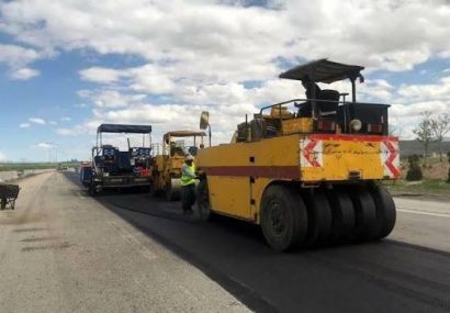 تصمیم عجیب برای آسفالت ریزی در اوج تردد روزانه!