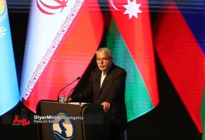 برای سرمایه‌گذاری در ۲۷۰۰ پروژه فعال گردشگری آماده همکاری با کشورهای همسایه هستیم