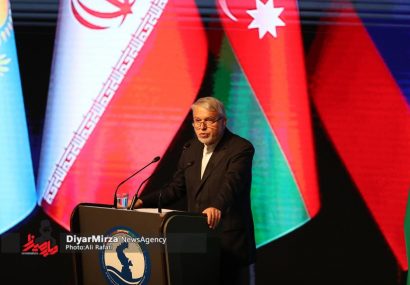 برای سرمایه‌گذاری در ۲۷۰۰ پروژه فعال گردشگری آماده همکاری با کشورهای همسایه هستیم