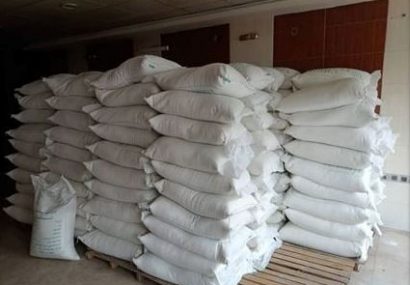 کشف ۱۰ تن شکر قاچاق در لاهیجان کشف ۱۰ تن شکر قاچاق در لاهیجان