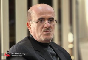 سازمان چای به قوت خود باقی می ماند اما تصدی ها را به بخش خصوصی واگذار خواهد کرد سازمان چای به قوت خود باقی می ماند اما تصدی ها را به بخش خصوصی واگذار خواهد کرد